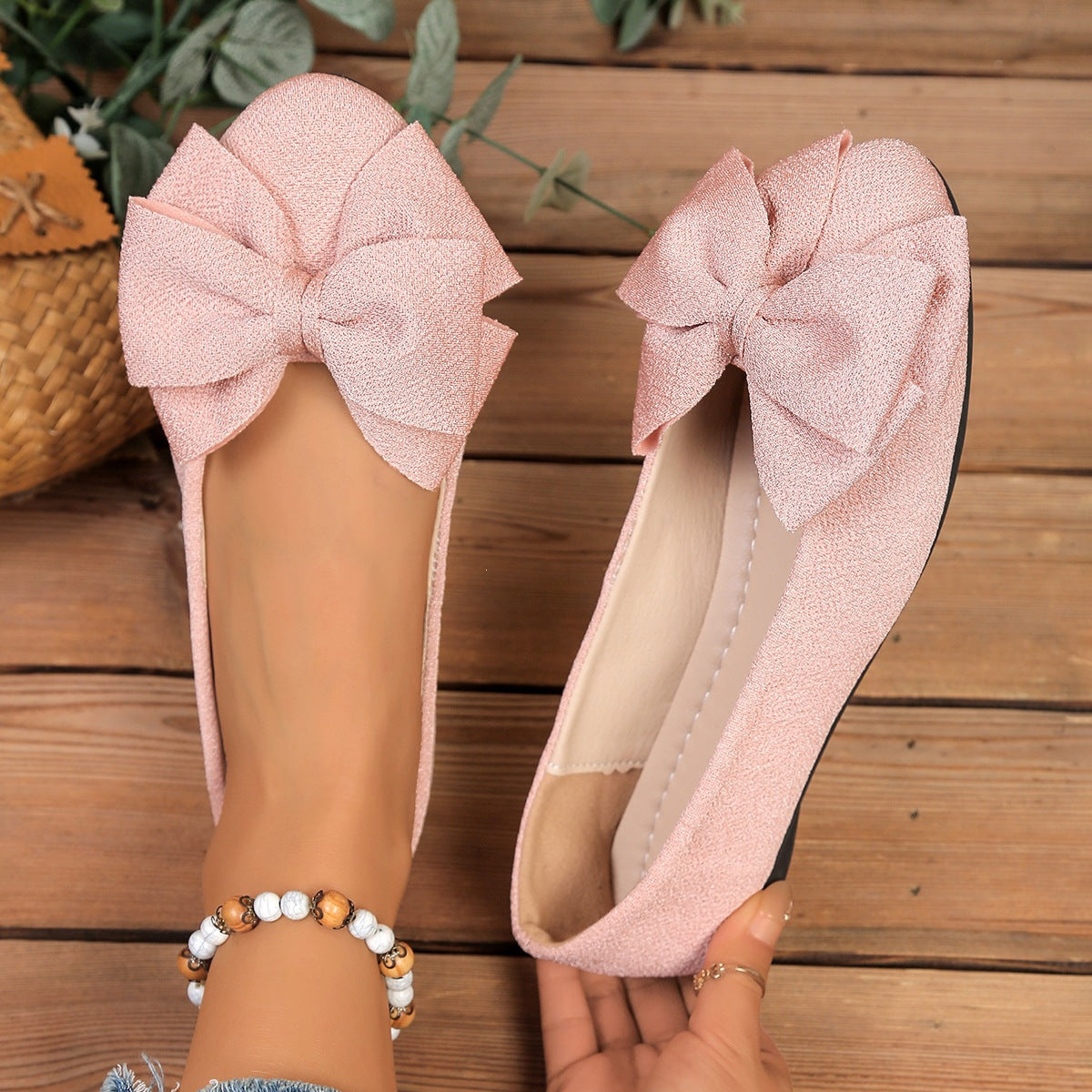 Women's Bow Flat Shoes – Sparkly Glitter Slip-On Ballet Flats with Big Bow