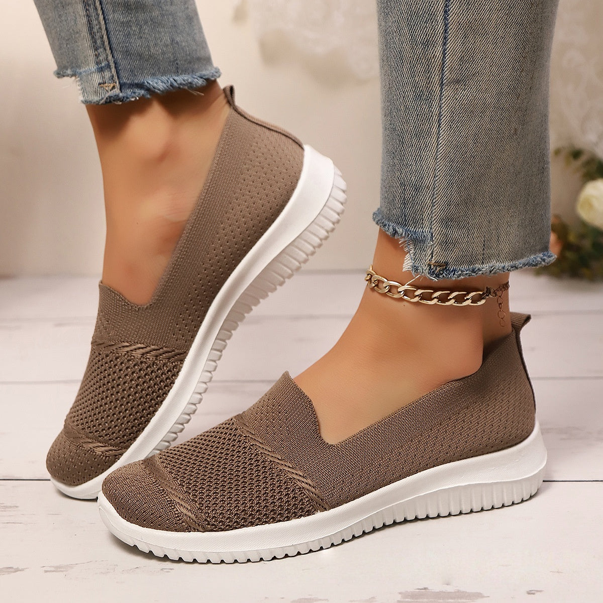 Women's Breathable Mesh Knit Slip-On Sneakers - Lightweight Walking Shoes