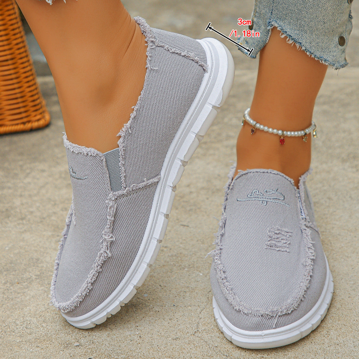 Women's Distressed Canvas Slip-On Loafers - Skateboard Embroidered Casual Shoes