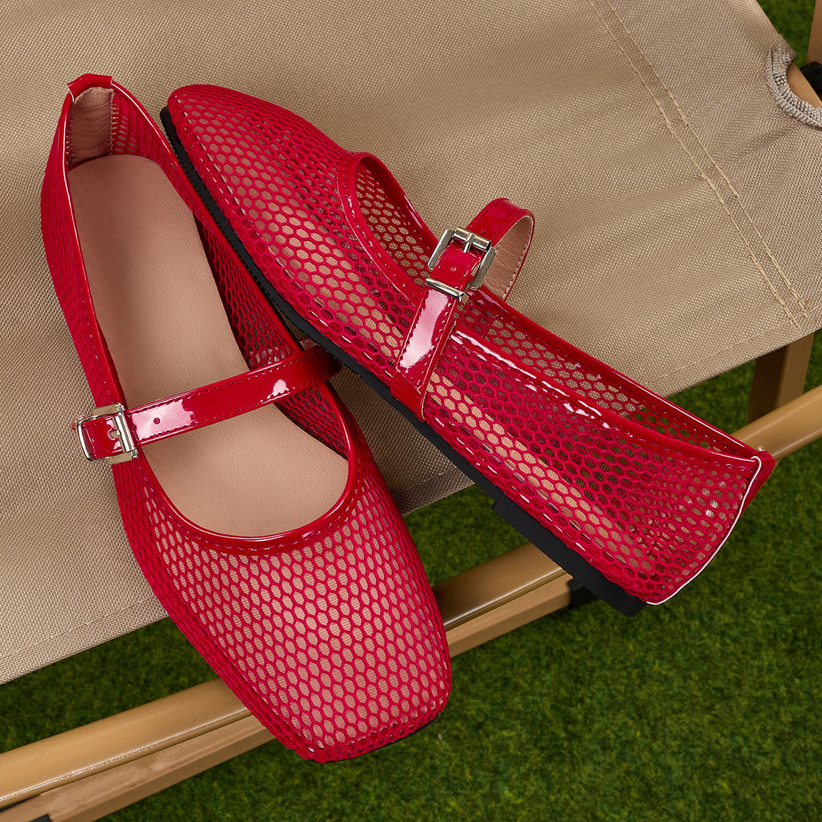 Women's Breathable Mesh Mary Jane Flats with Buckle Strap