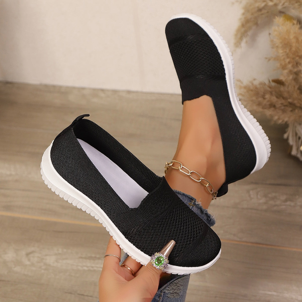 Women's Breathable Mesh Knit Slip-On Sneakers - Lightweight Walking Shoes