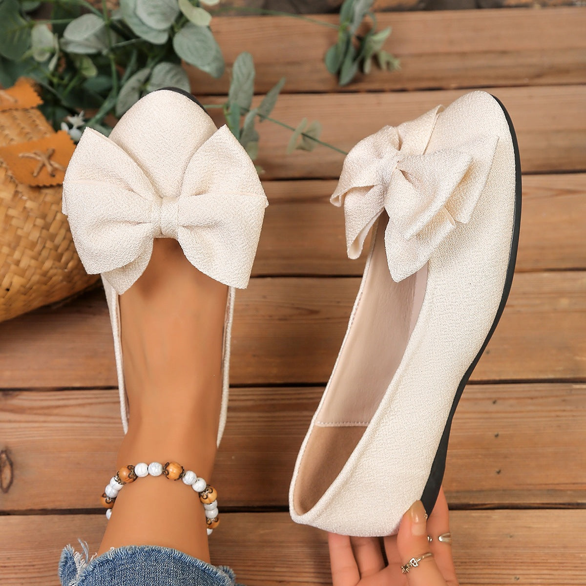 Women's Bow Flat Shoes – Sparkly Glitter Slip-On Ballet Flats with Big Bow