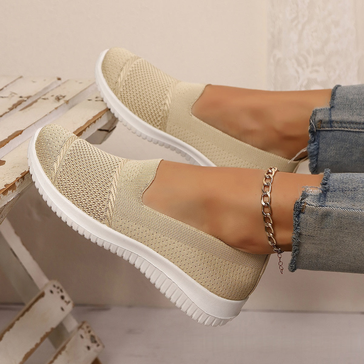 Women's Breathable Mesh Knit Slip-On Sneakers - Lightweight Walking Shoes