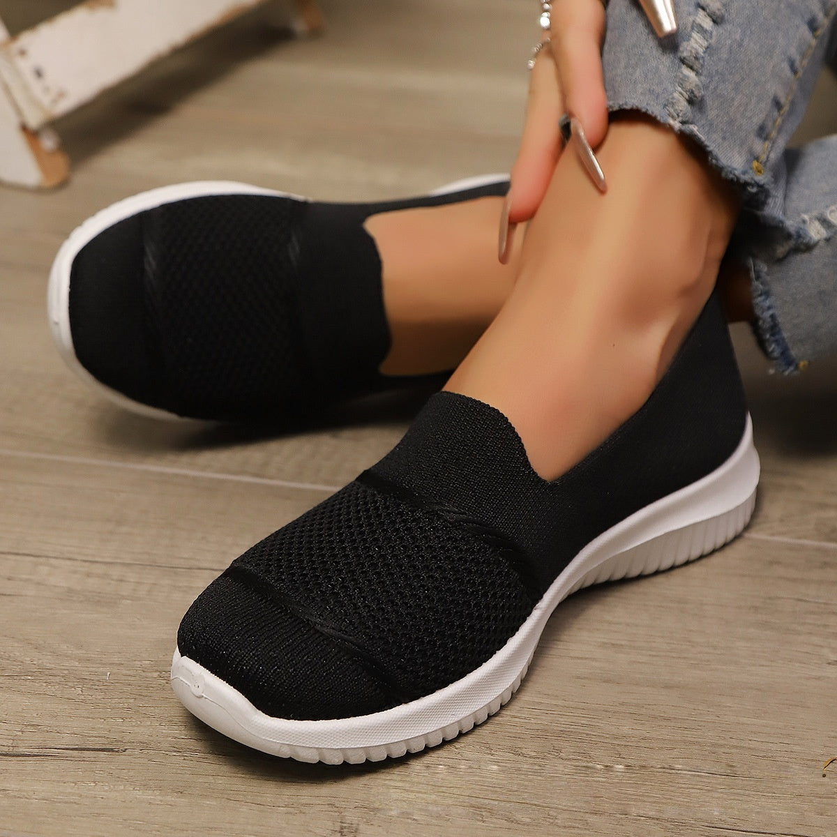 Women's Breathable Mesh Knit Slip-On Sneakers - Lightweight Walking Shoes