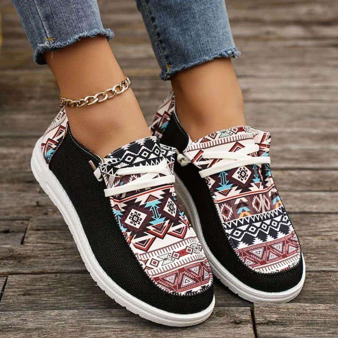 Women's Ethnic Aztec Canvas Sneakers - Tribal Print Casual Slip-On Shoes
