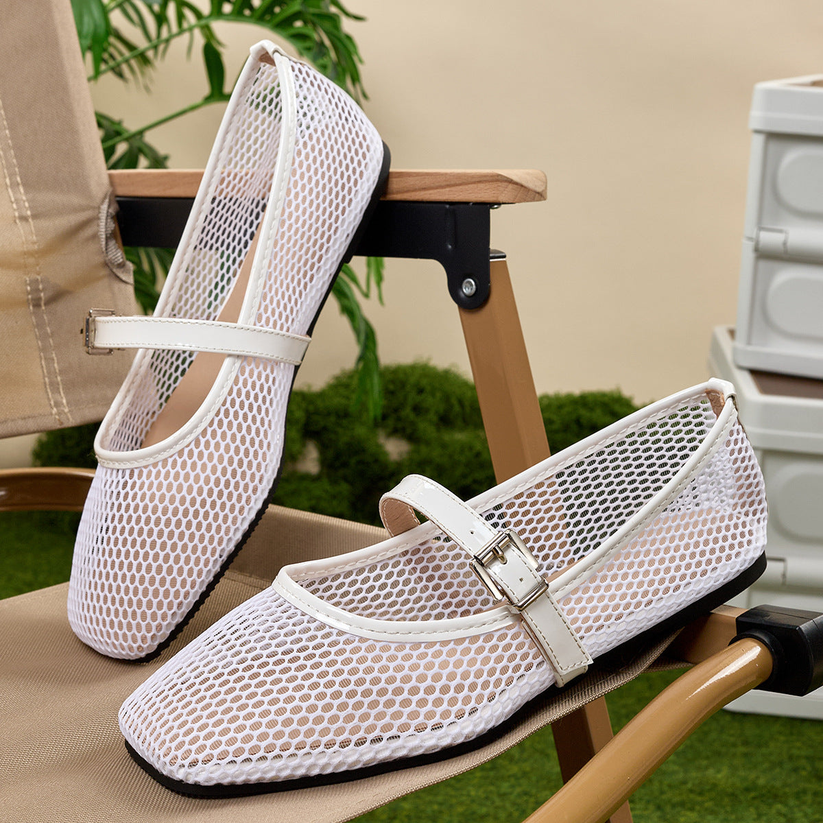 Women's Breathable Mesh Mary Jane Flats with Buckle Strap