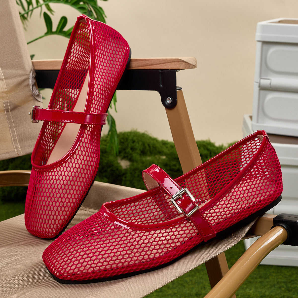 Women's Breathable Mesh Mary Jane Flats with Buckle Strap