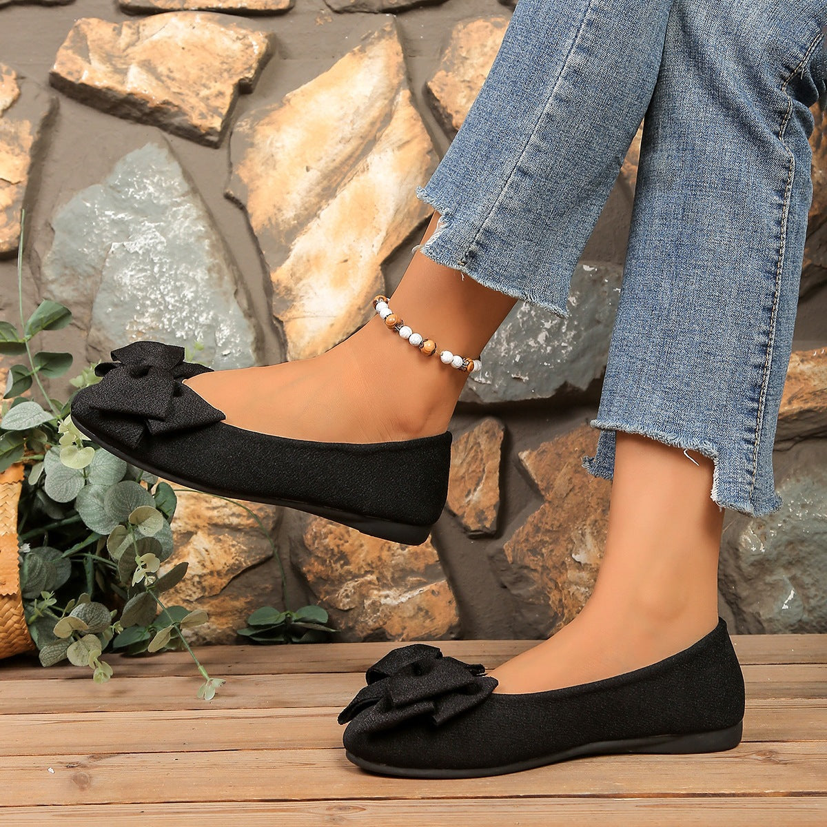 Women's Bow Flat Shoes – Sparkly Glitter Slip-On Ballet Flats with Big Bow