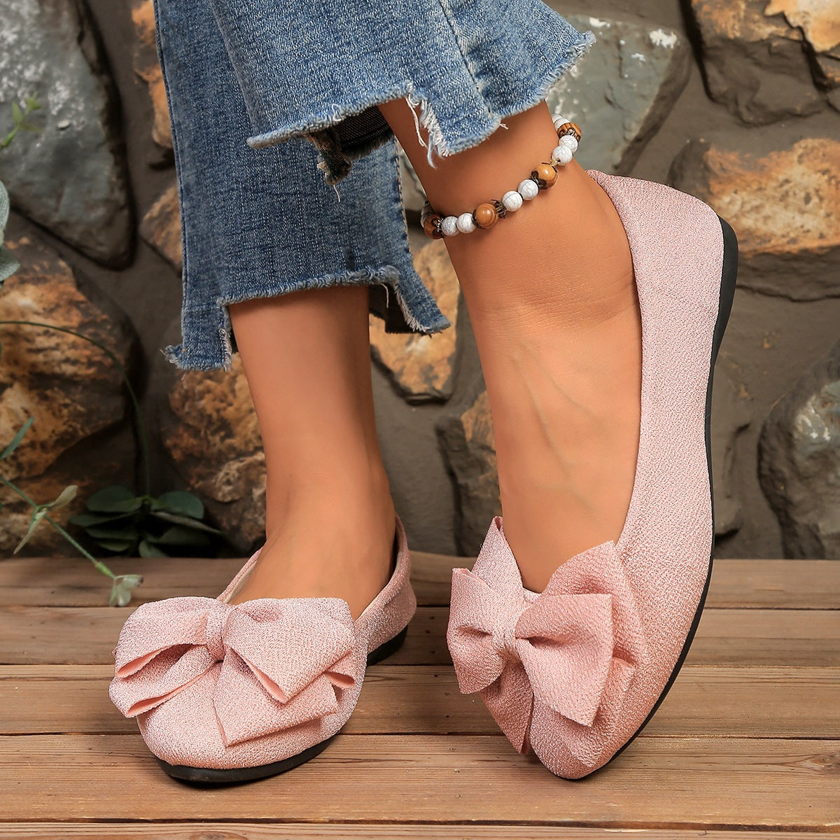 Women's Bow Flat Shoes – Sparkly Glitter Slip-On Ballet Flats with Big Bow