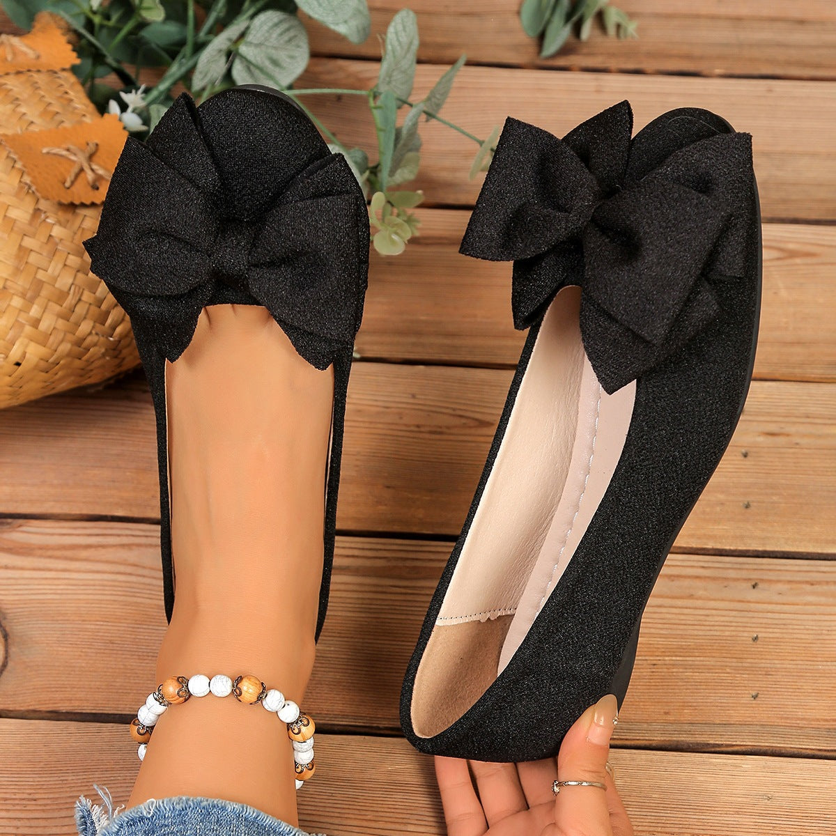 Women's Bow Flat Shoes – Sparkly Glitter Slip-On Ballet Flats with Big Bow