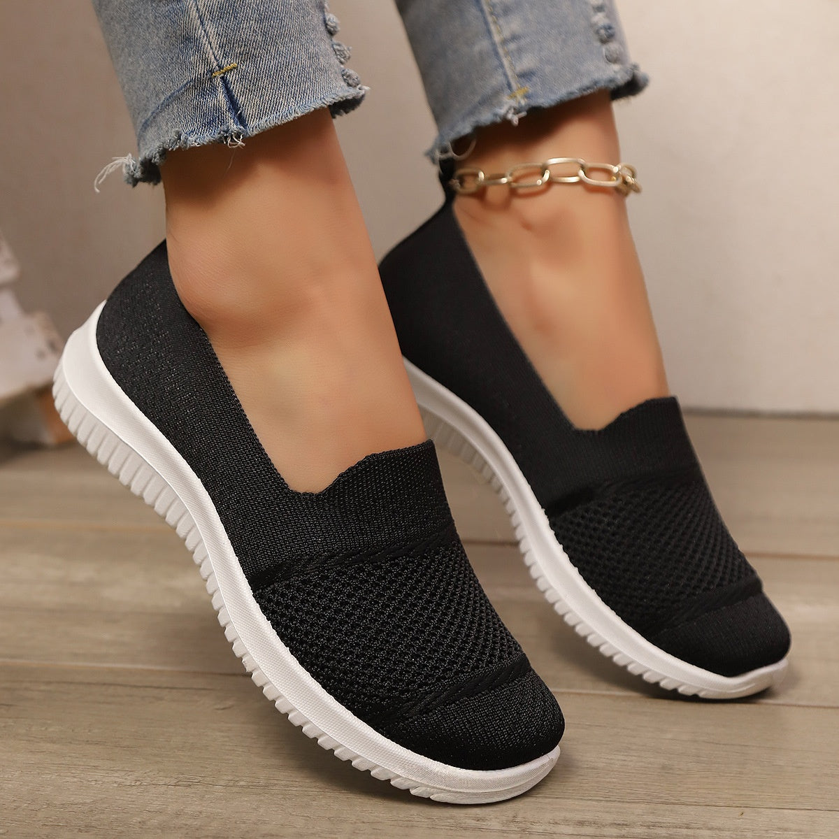 Women's Breathable Mesh Knit Slip-On Sneakers - Lightweight Walking Shoes
