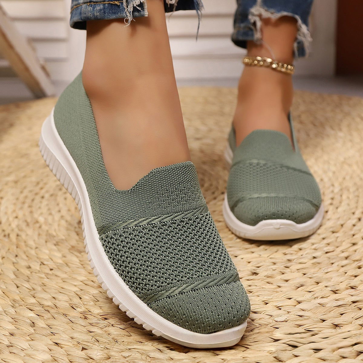 Women's Breathable Mesh Knit Slip-On Sneakers - Lightweight Walking Shoes