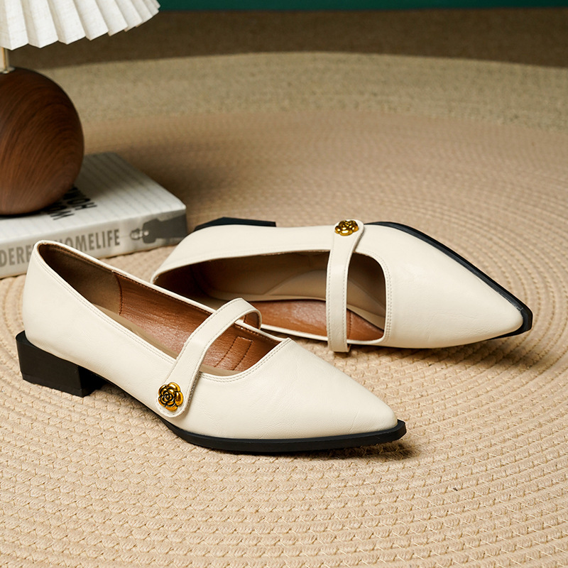 Women's Vintage Pointed-Toe Mary Jane Flats with Single Metal Buckle Strap